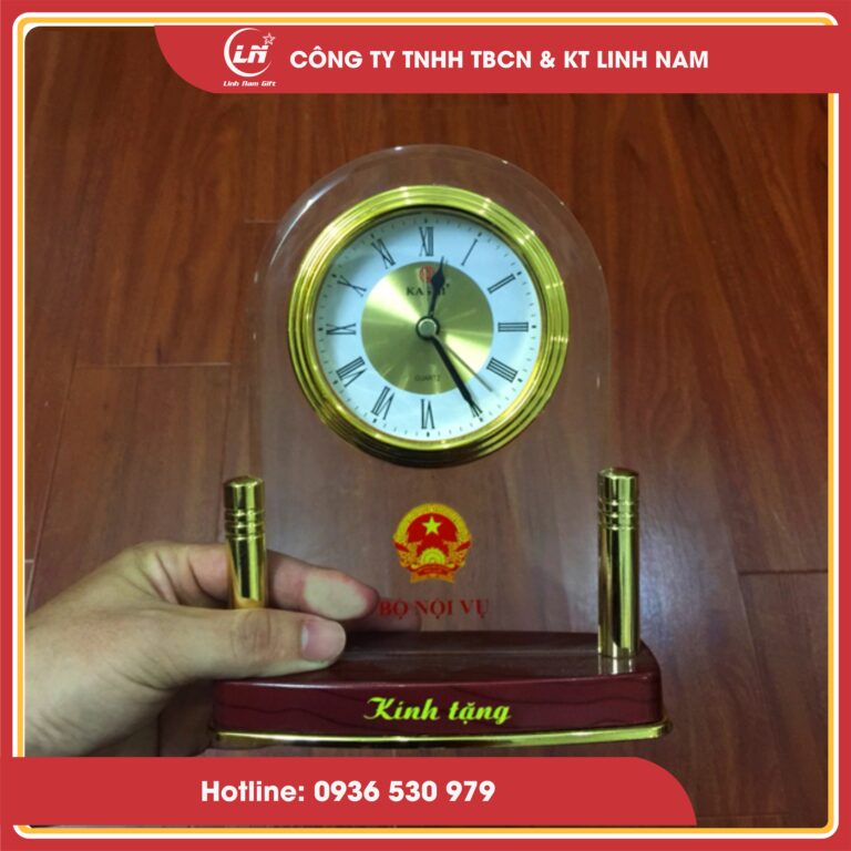 Đồng hồ để bàn 03