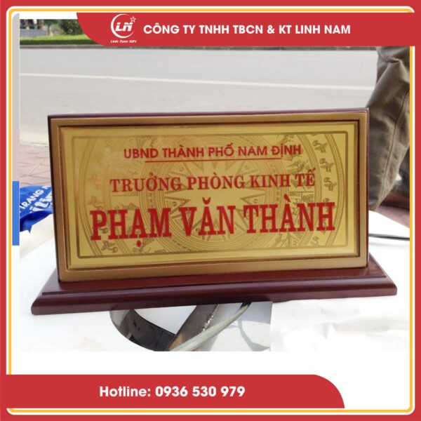 biển chức danh 06