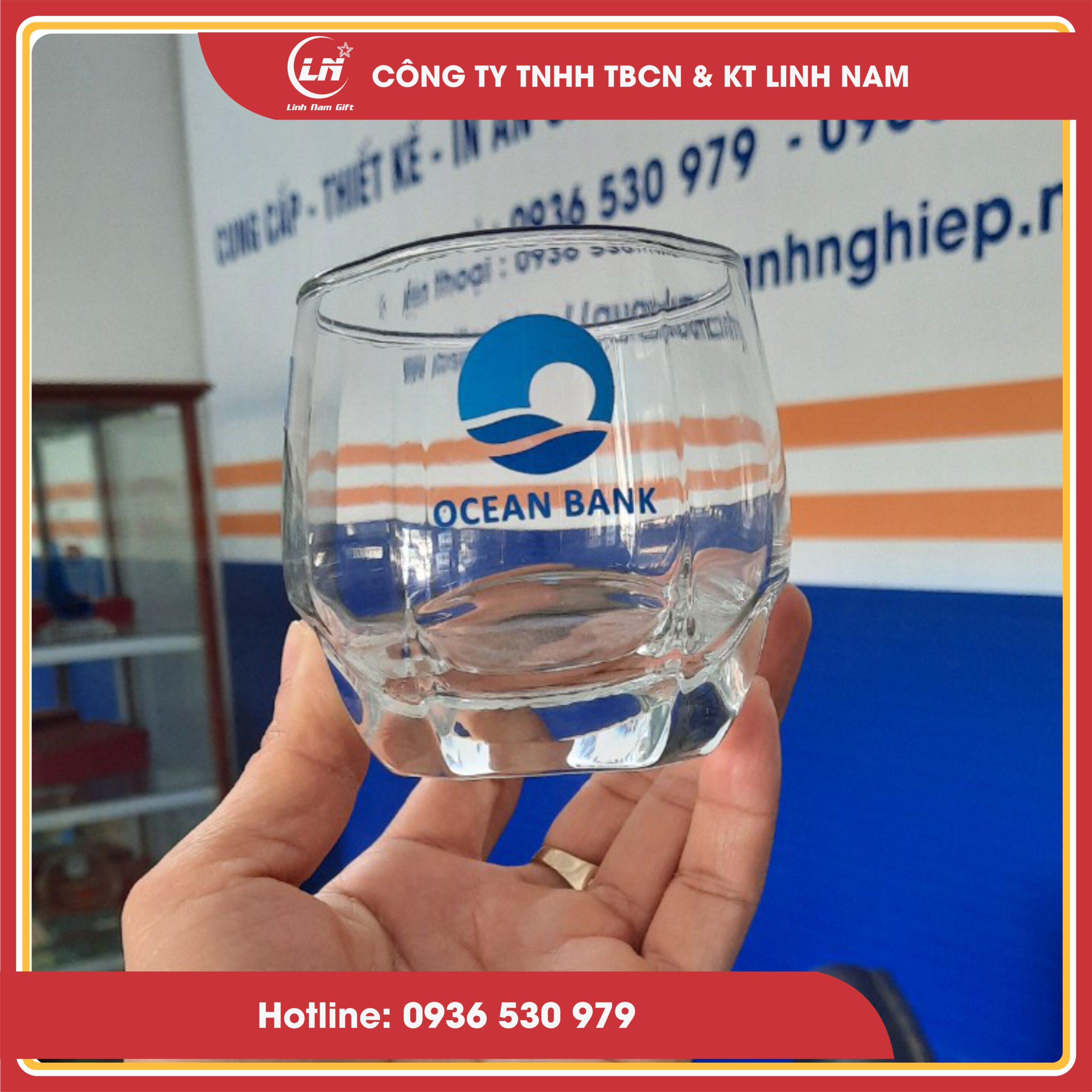 in logo lên ly thuỷ tinh